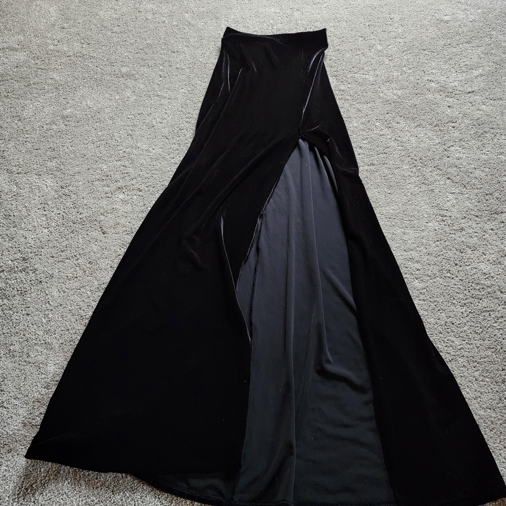 Blackmilk Velvet split skirt *sample*